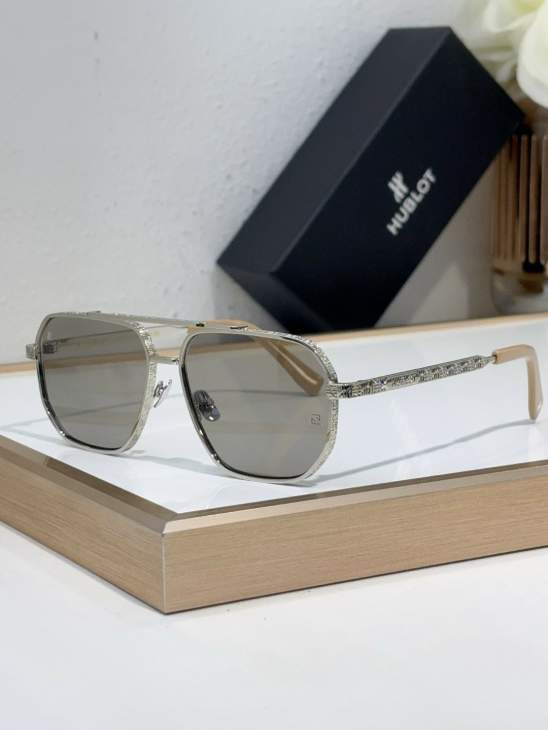 Picture of Hublot Sunglasses _SKUfw68373278fw